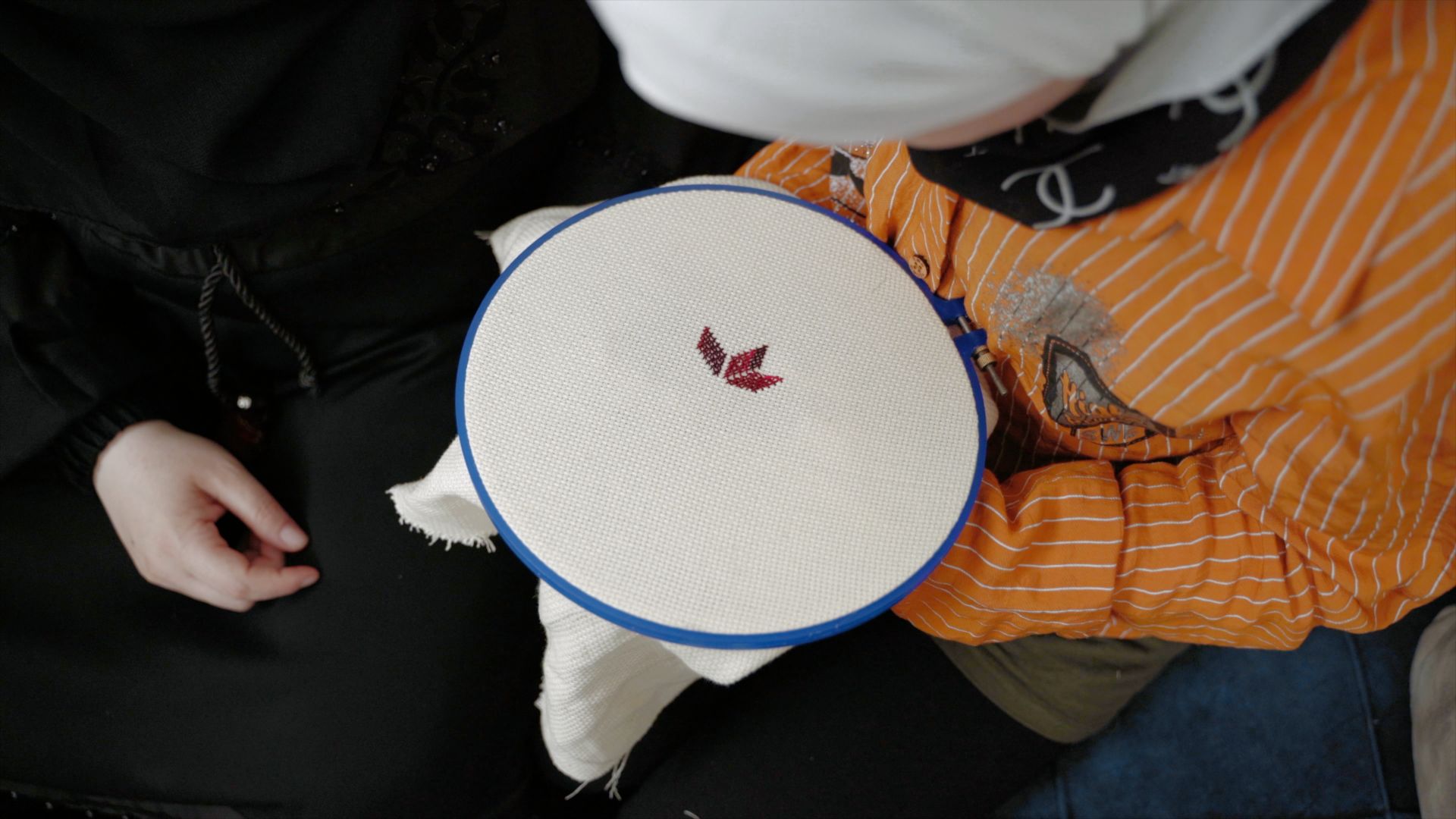 Israa Embroidery Story still 1