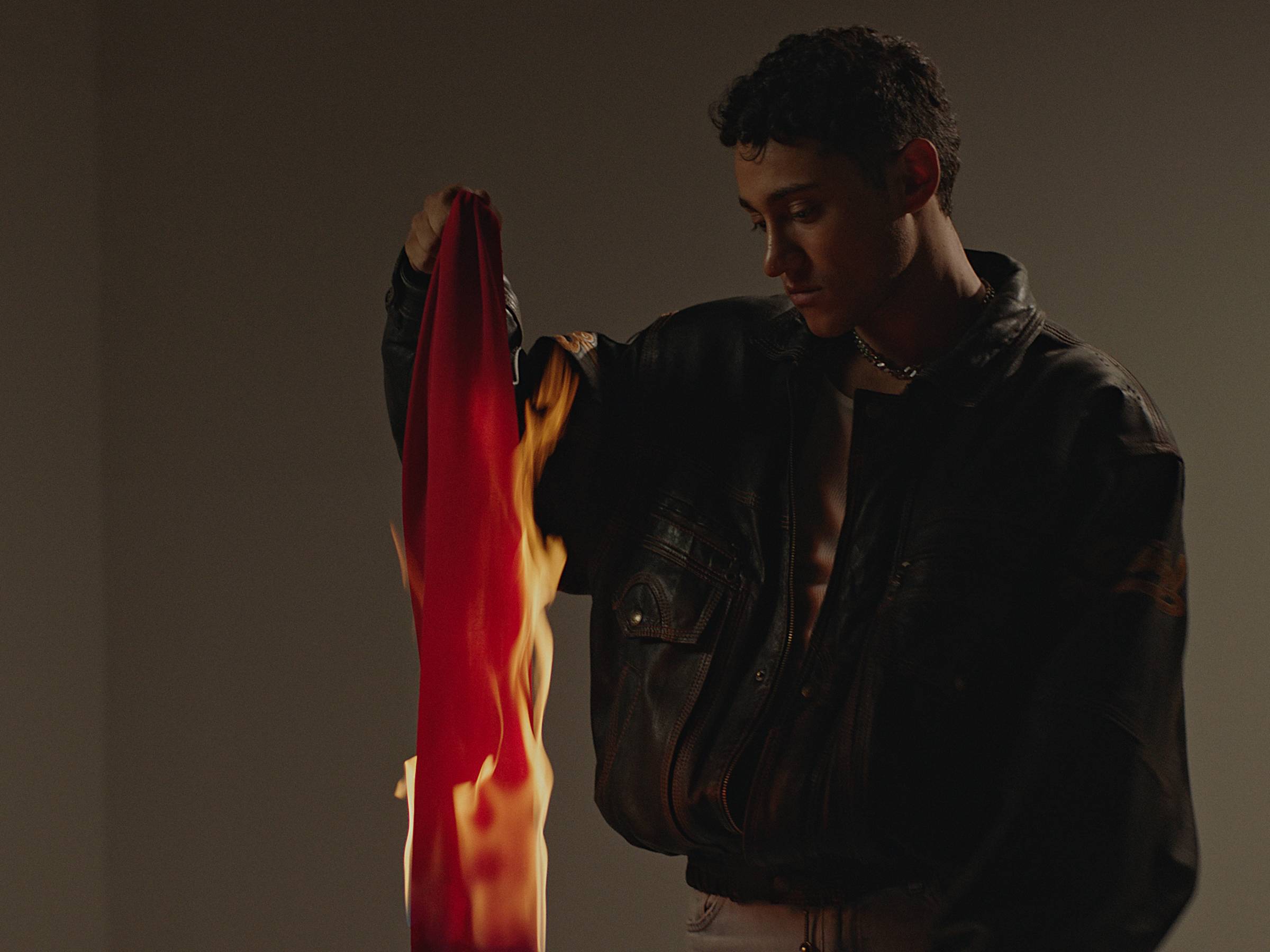 Sokaj — Red Flag still 21