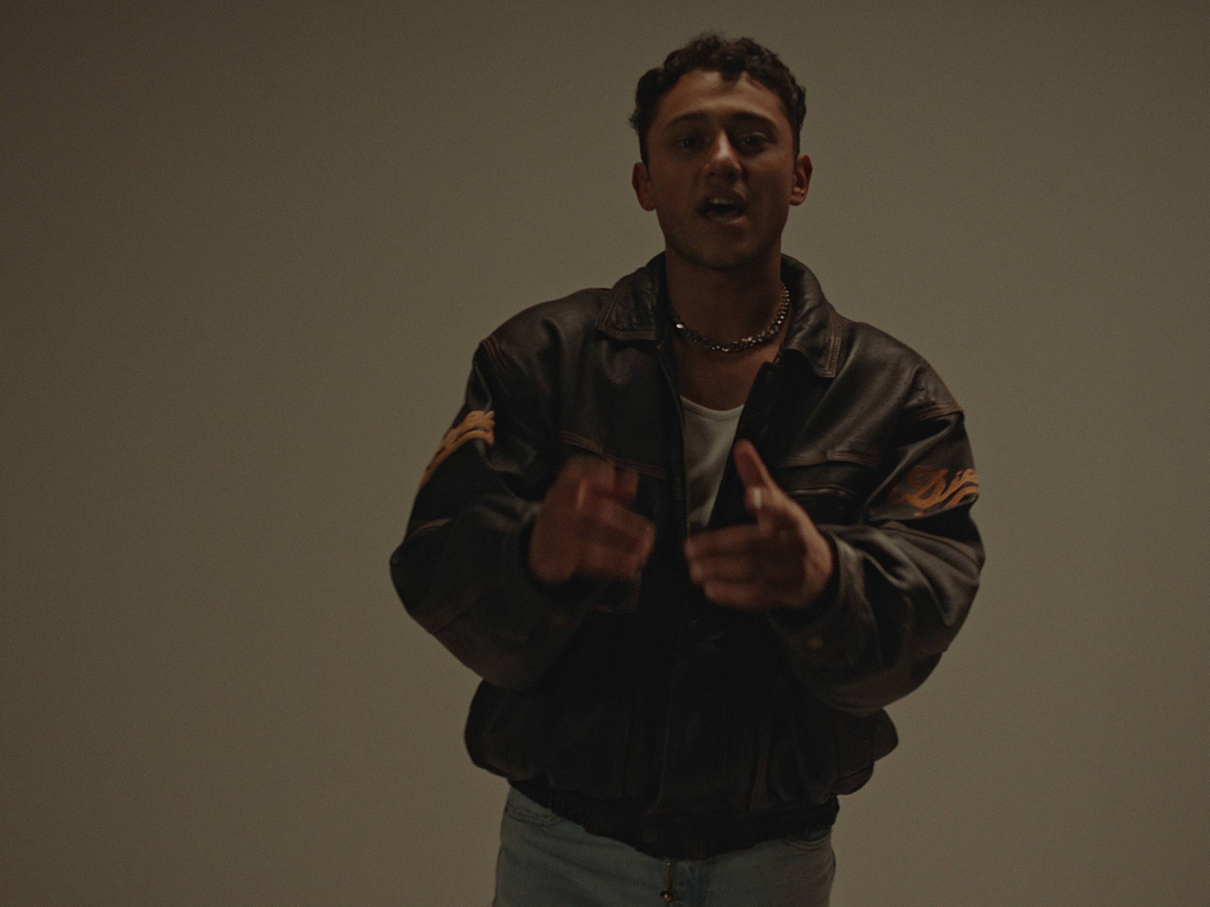 Sokaj — Red Flag still 25