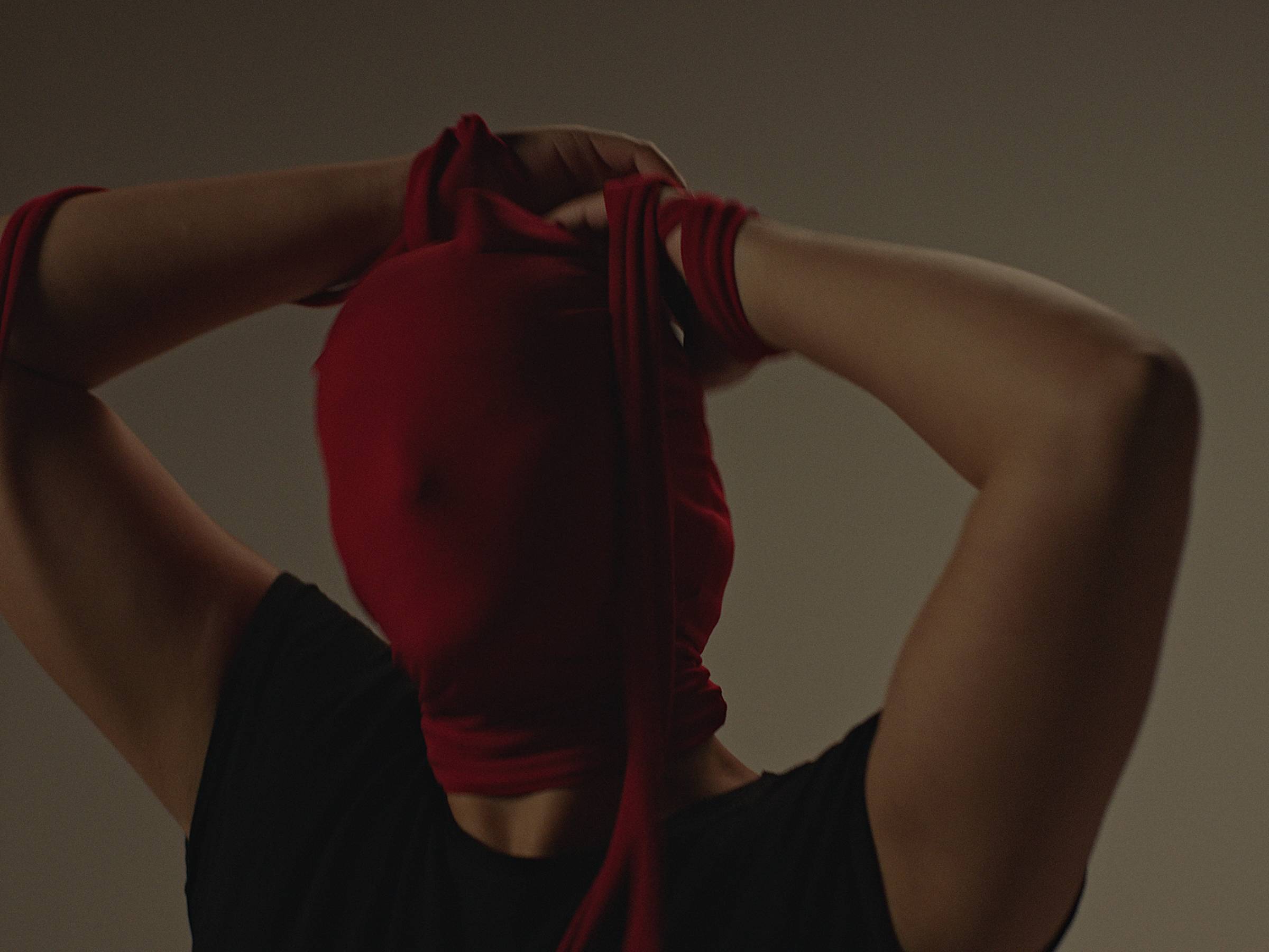 Sokaj — Red Flag still 3