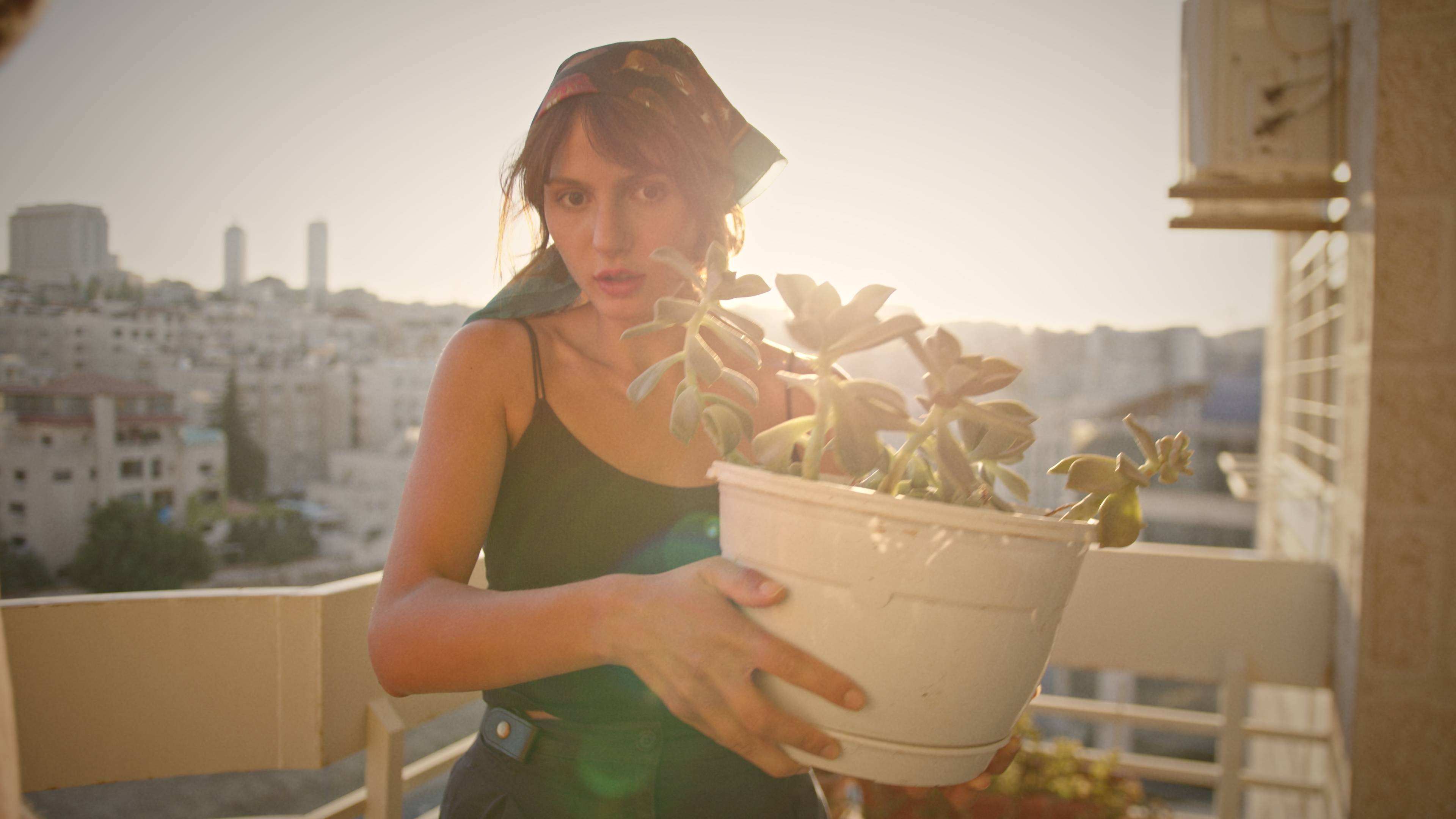 Tayar — Nos El Bahr still 22
